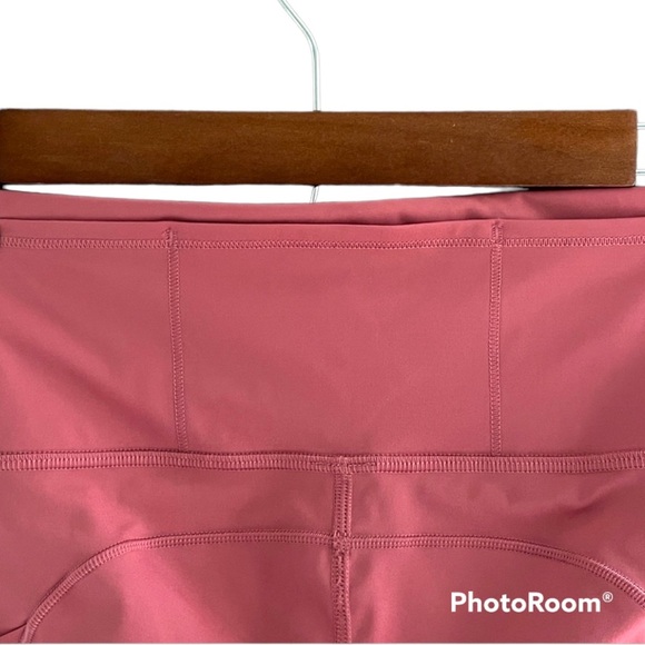 Lululemon Fast and Free High Rise Tight Leggings 25" *Cool Cherry Tint Size 6 - Picture 4 of 6